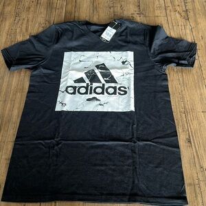 NWT Mens Adidas Small Shirt Short Sleeve